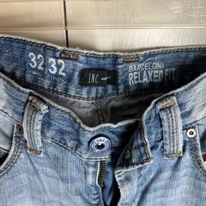 Lot 101 - International Concepts Barcelona Relaxed Fit Jeans 32x32